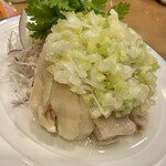 中国料理 旦 - 白切鶏 むし鶏ねぎソース(¥750)