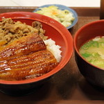すき家 - うな牛＋豚汁・おしんこセット１０１０円