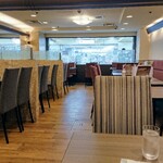 BELL's cafe															 - 店内