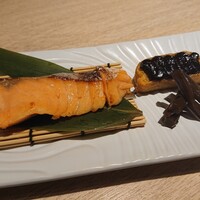 魚菜由良 鼎 - 