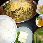 Takaratei - 肉野菜定食