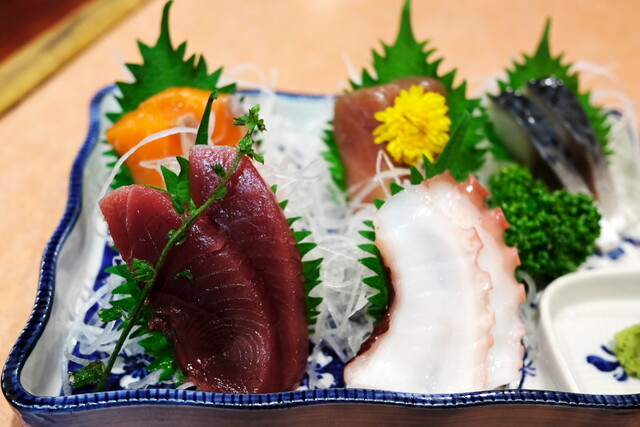 刺身五点盛からの はまぐりにんにく By ゆ すけ 樽八 新高島平店 新高島平 居酒屋 食べログ