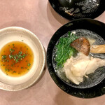 鮨処 多田 - 椀物 松茸とクエ