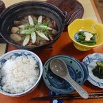 國丼 - いも煮定食(税込1000円)