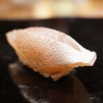 日本橋蛎殻町 すぎた - カスゴの昆布〆