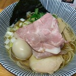中華そば よしかわ - 特製煮干し中華そば白醤油（￥９６０）