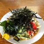 森田屋支店 - 冷やし中華（840円）