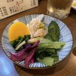 Itsu Chiyou - 漬け物盛合わせ   280円