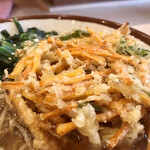 そばの神田 東一屋 - 野菜かき揚げに着目する。