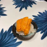 鮨 一二郎 - 雲丹♡軍艦にしていないので雲丹の美味しさが際立ちます♡