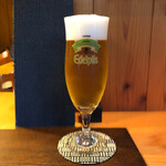 根津 焼鳥 照隅 - 生ビールエーデルピルス