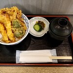 天ぷら新宿つな八 - お好み天丼全景