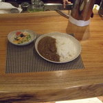 DJARM12 - 国産和牛の牛すじカレーです。