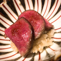 温石 - 熊本の赤牛のランイチ、別名、ラム芯です。ランプ肉の中心の希少部位。やはり牛は赤身が最高