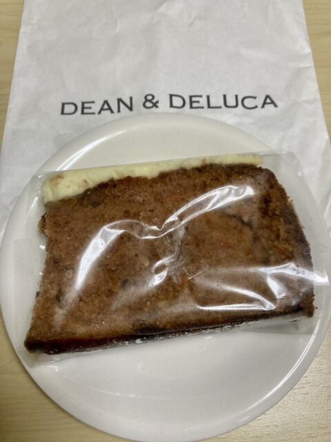 Dean Delucaと言えばキャロットケーキ By しゃぼんだま ディーン デルーカ 日本橋高島屋s C 店 Dean Deluca 日本橋 カフェ 食べログ Dean Delucaと言えばキャロットケーキ By しゃぼんだま ディーン デルーカ 日本橋高島屋s C 店 Dean Deluca 日本橋 カフェ 食べログ