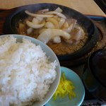 里美 - マグロステーキ定食（ご飯大盛）