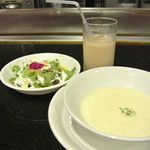 石垣牛鉄板焼＆BAR 月桃庵 - コーンスープとドリンク（ランチセット）