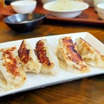 Asian Dining FOOD EIGHT - 焼き餃子   638円