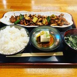 さくら月 田ごと - 炭火焼 鳥のもも焼定食