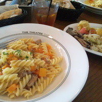 THE THEATRE TABLE - メインのパスタ料理