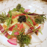 ラ プランシュ - トラフグのマリネとラトビア産スタレットキャビア