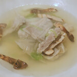 ラ プランシュ - トラフグのアラと松茸のスープ