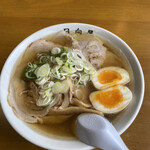 青竹手打ラーメン 日向屋 - 