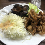 居喰処 光 - 2020/10/11
      ナスみそ、豚焼肉炒め 500円
      味噌おでん、シジミ味噌汁