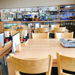 氷見 魚市場食堂 - 店内