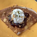 Cafe Gourmand - 佐久産プルーンとレアチーズクリームのクレープ
