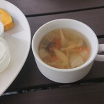 木伊 - 野菜多めのスープ。