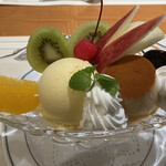 ザ・カフェ - プリン・ア・ラ・モード