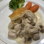 ザ・カフェ - チキンクリーム煮 パイケース詰め
