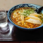日の出食堂 - 正油ラーメン  550円