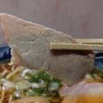 日の出食堂 - 適度な歯ごたえのもも肉チャーシュー