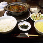 王興記 - 土鍋ハンバーグランチ５００円