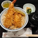 Ginza Tenichi - 大海老天丼1650円 大盛無料 赤だし220円