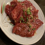 炭火焼肉ホルモンしま田 - 