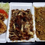 夜光貝 - 料理写真:唐揚げ(500円税込)、ミックスお好み焼き(600円税込)、ミックス焼きそば(600円税込)