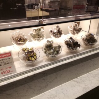 三井アウトレットパーク 入間内でおすすめの美味しいスイーツをご紹介 食べログ