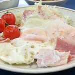 陸奥 こむらさき - ハムエッグ