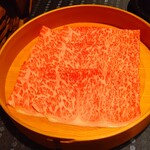 瀬里奈 - 北海道産の特選牛サーロインのしゃぶしゃぶ肉　その１です。