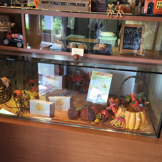 パテイスリー・オートン・ドゥース_2