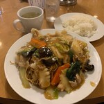 南海飯店 - かたい焼ソバ＋ライス