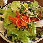 タント タント オステリア - 野菜たっぷりサラダ