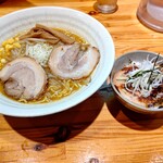 Asahikawa Ramen Kajibee - 【2020.10.11(日)】旭川味噌らーめん(並盛・150g)830円→500円＋ミニ叉焼ごはん240円