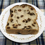 アールベイカー インスパイヤード バイ コートロザリアン - もっちり食パンとジューシーレーズンが合う！！