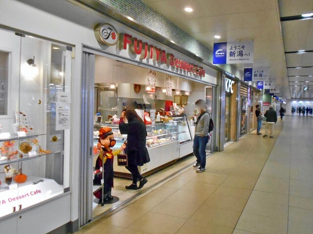 フジヤ デザート カフェ 新潟駅cocolo南館店 Fujiya Dessert Cafe 新潟 ケーキ 食べログ フジヤ デザート カフェ 新潟駅cocolo南館店 Fujiya Dessert Cafe 新潟 ケーキ 食べログ