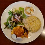 カフェ・ダガリ - チーズハンバーグ＆チャーハン(大盛)