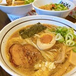 Menya Rakuda - 醤油ラーメン